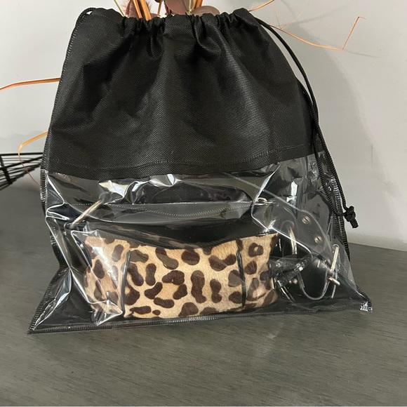 Dolce & Gabbana Leopard Print Women's Bag - Picture 10 of 10